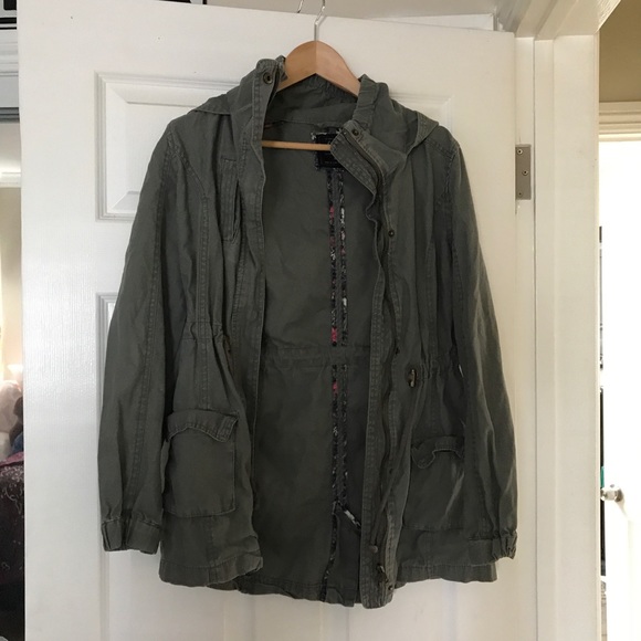 Utility Jacket - Picture 2 of 3